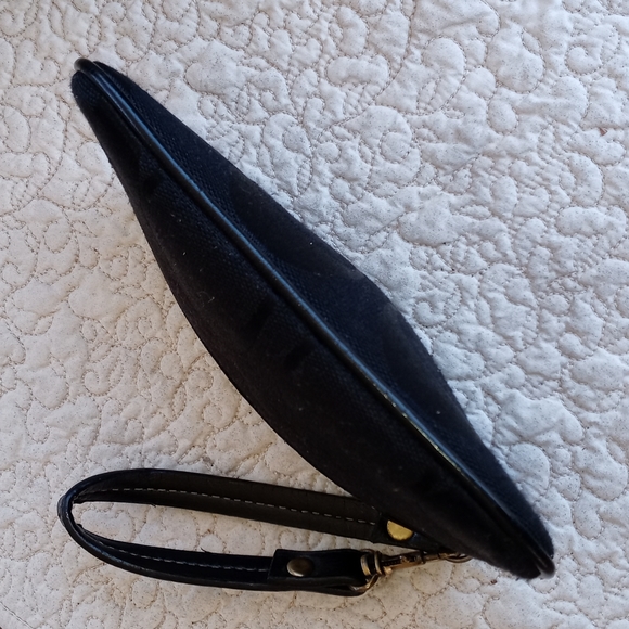 COACH BLACK C PRINT WRISTLET/CLUTCH - Picture 4 of 4